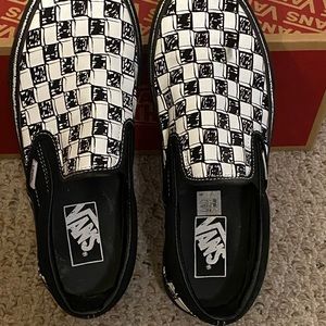 VANS SHOES